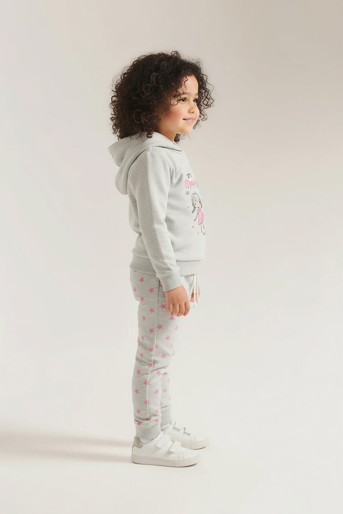 Premium Quality &quot;Stay Magical&quot; Printed Fleece Pullover Hoodie Suit For Girls