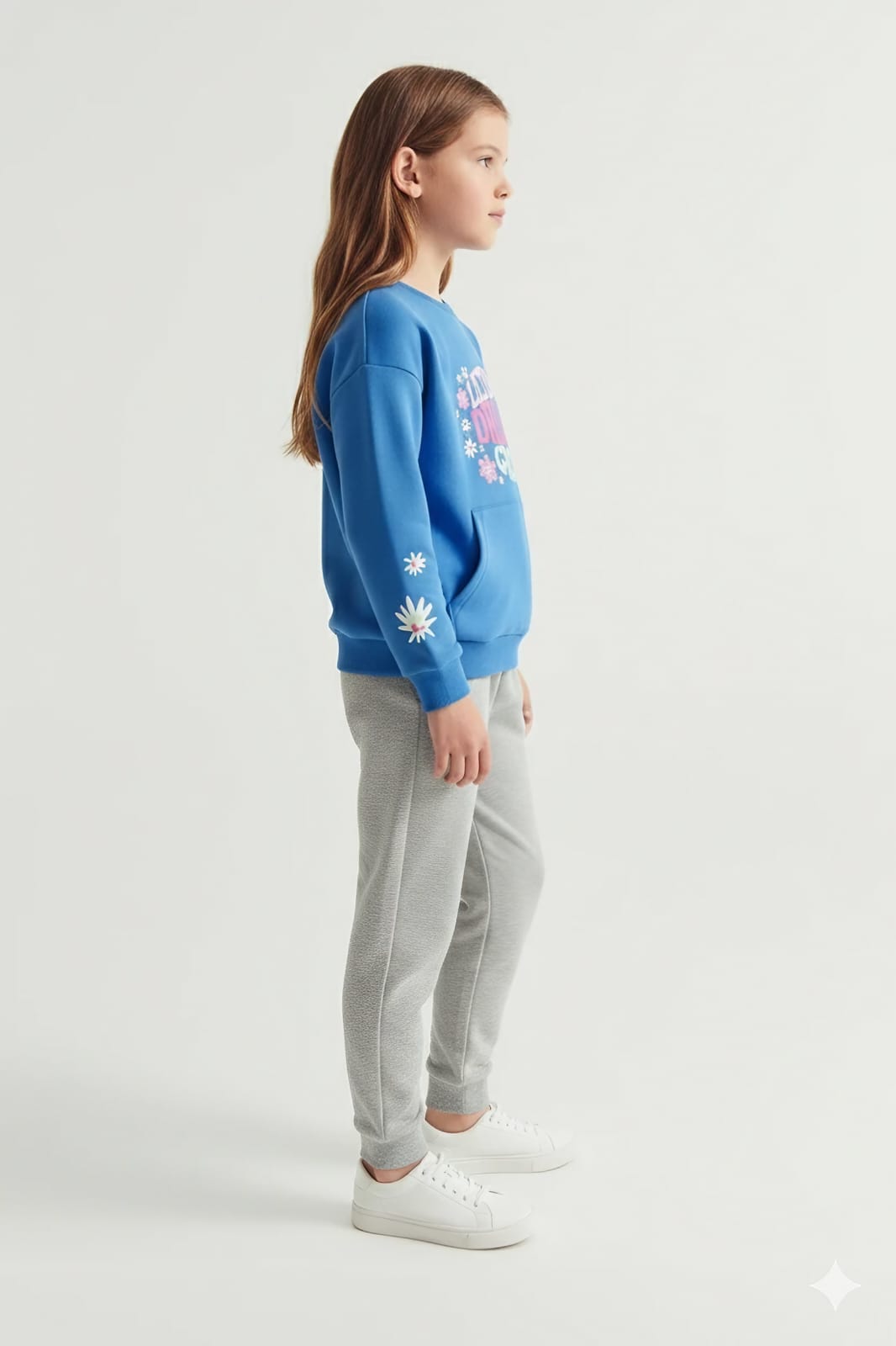 Premium Quality &quot;LET YOUR DREAMS GROW&quot; Printed Fleece Suit For Girls