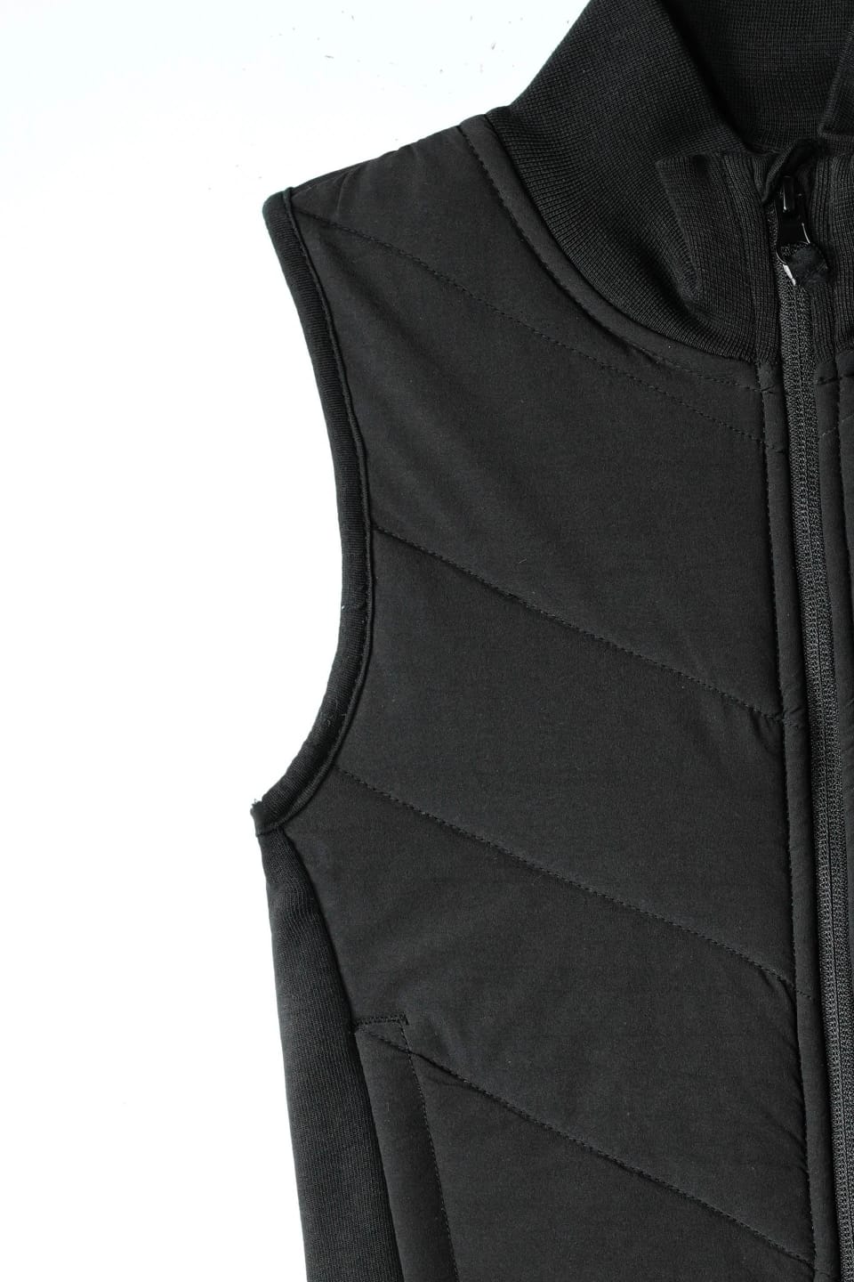 Premium Quality Printed zipper Sleeveless Black Jacket For kids