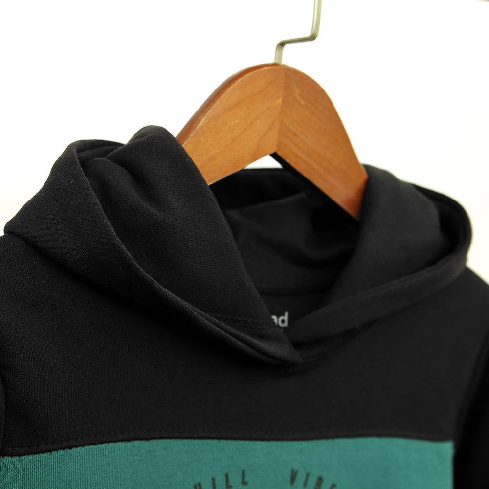 Color Block &quot;Chill Vibes&quot; Printed Fleece Hoodie For Kids - Brands River